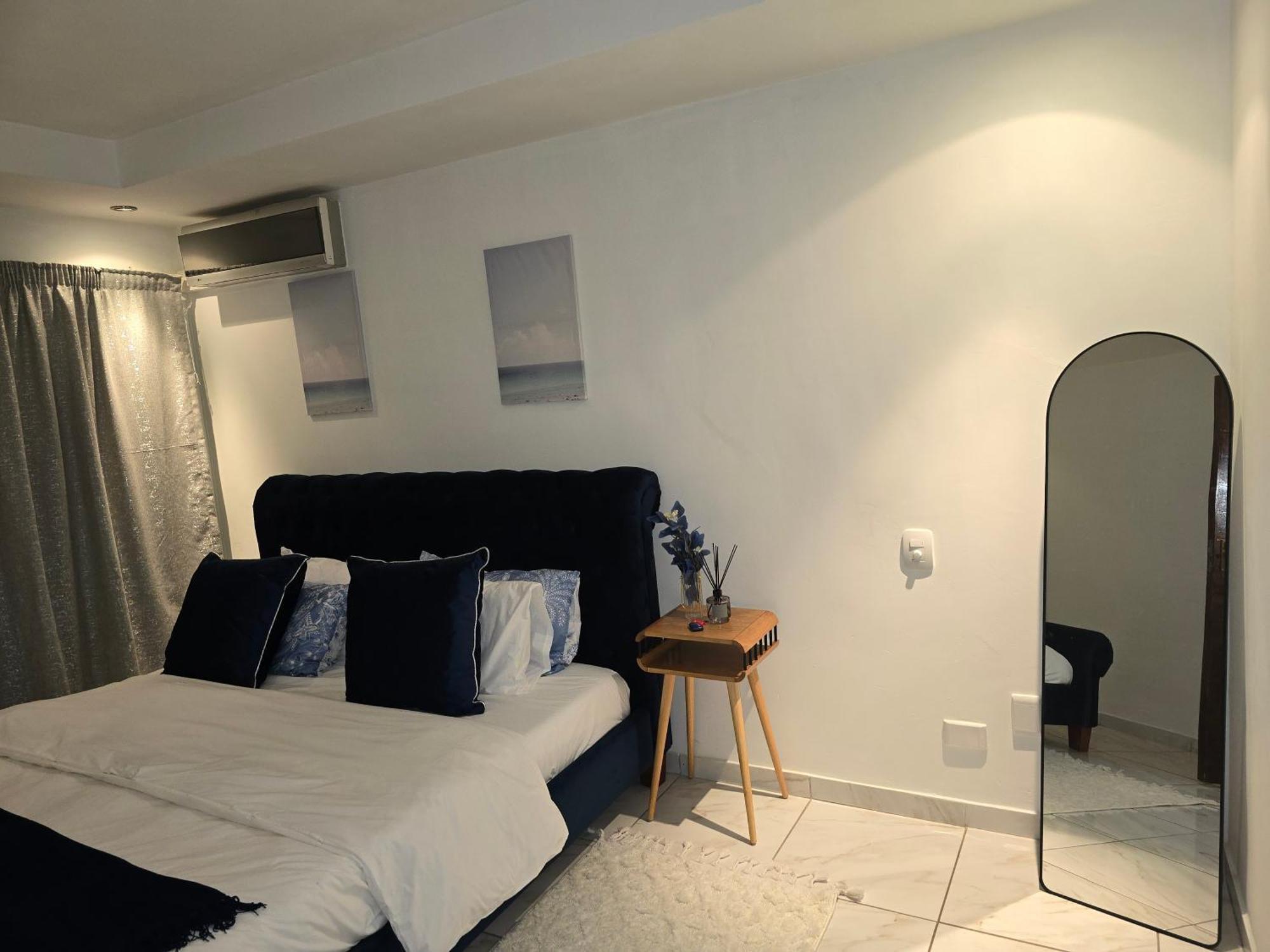 3bed Luxury Sandton *