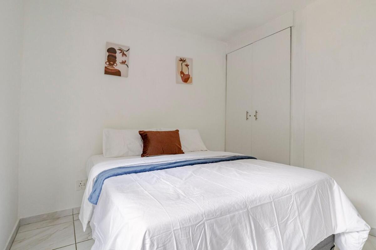3bed Luxury Sandton Johannesburg